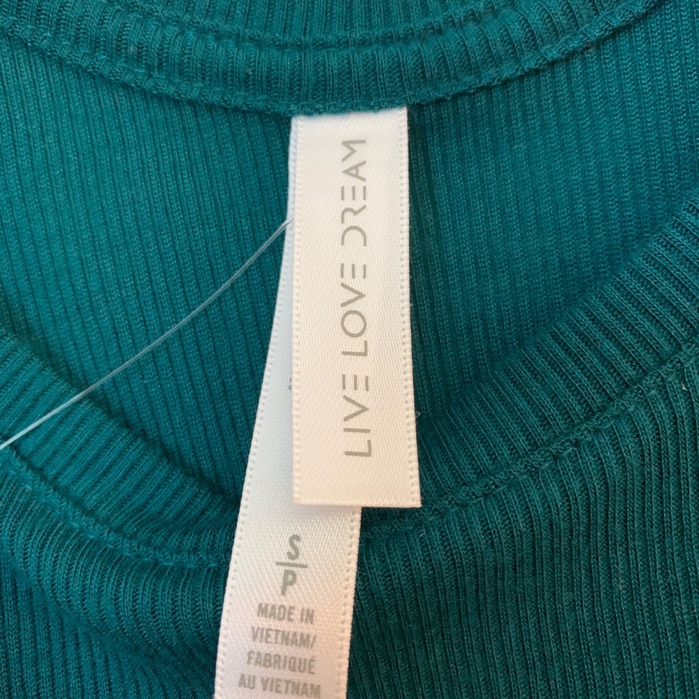 Cropped Tee - Picture 2 of 3